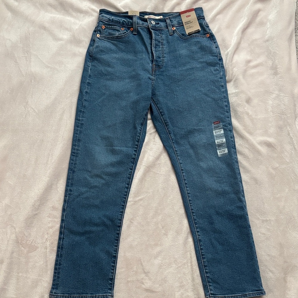 Women’s Levi’s Wedgie Straight 
High Rise
W30 L28